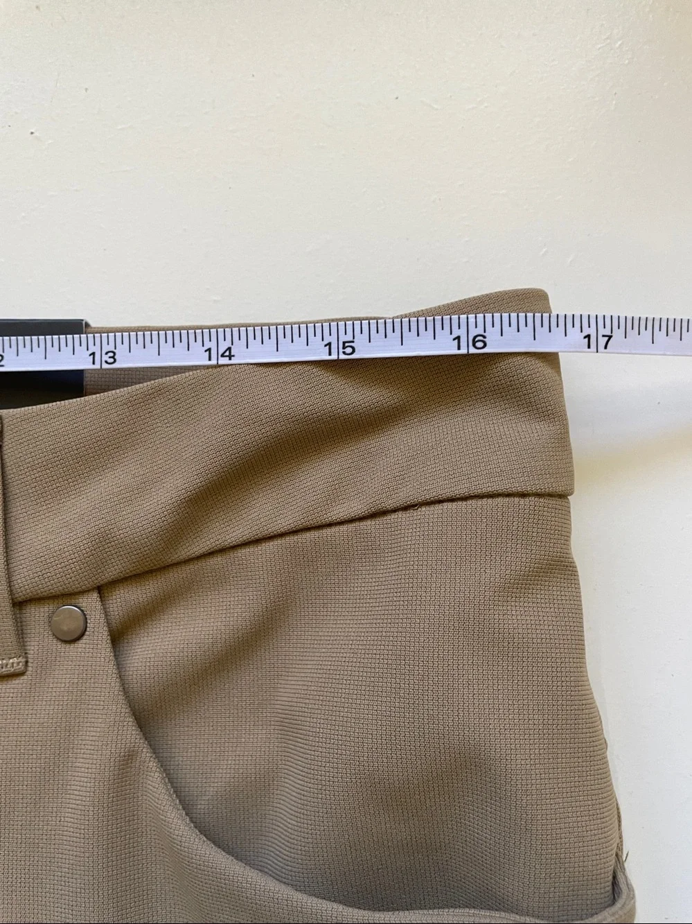 Athletic Performance Pants Stretch Tailored Golf Travel Khaki VRST NWT Commuter